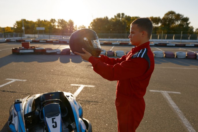 Сертификат на картинг Киев: как выбрать идеальный подарок для любителей гонок